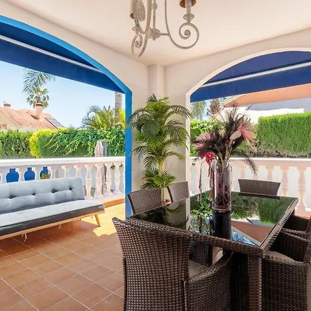 Luxurious With Communal Pool Near The Sea * Alicante