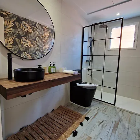 빌라 Luxurious With Communal Pool Near The Sea 알리칸테